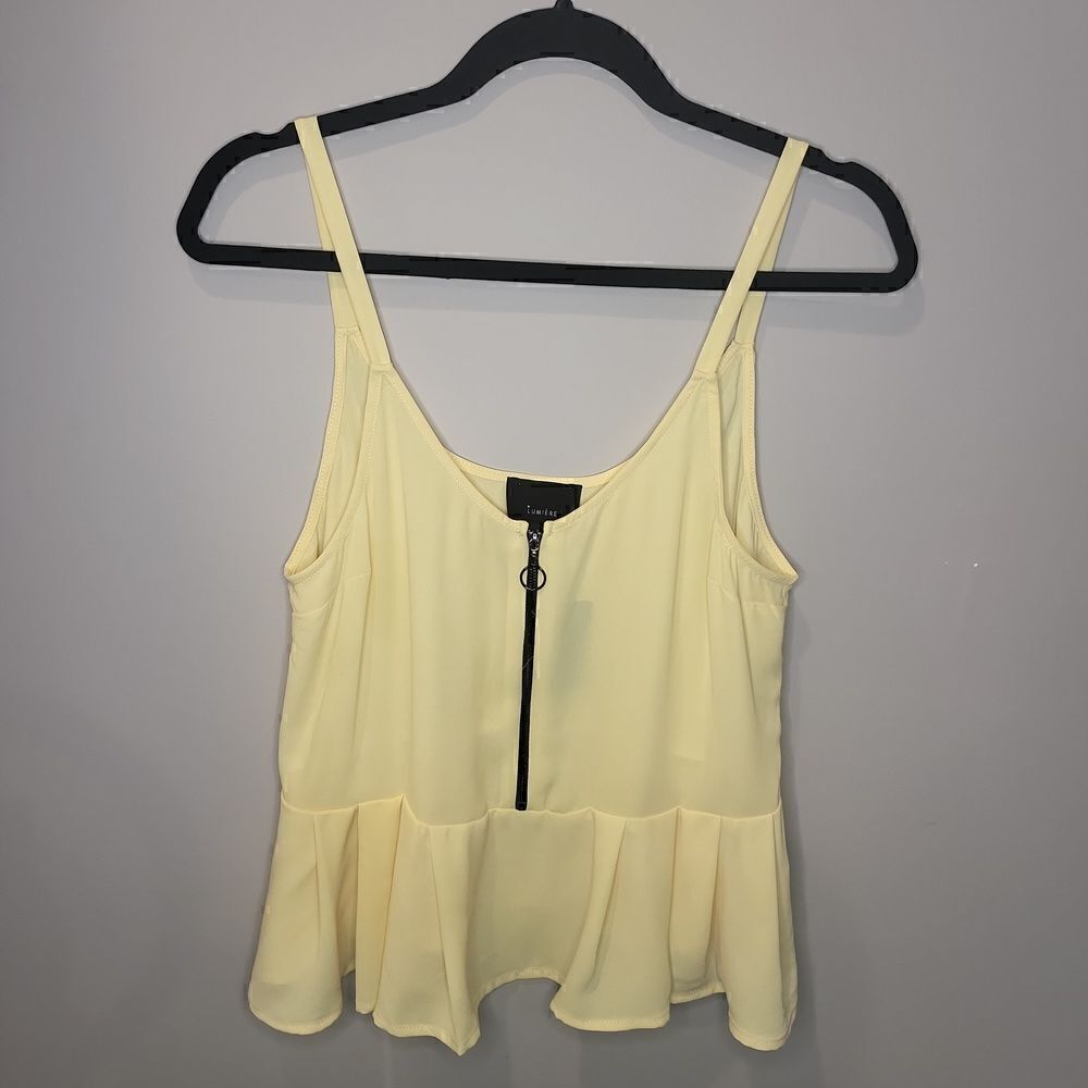NWT! Lumiere Yellow Retro Shirt with Black circle zipper Small